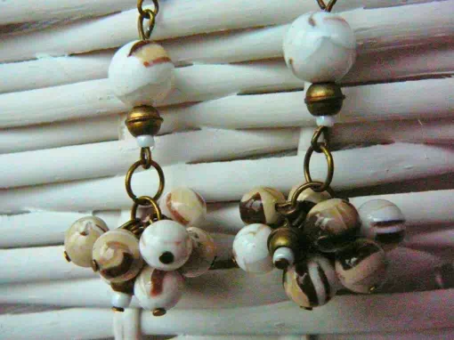 étape 1 parcours de développement artistique Boucles d'oreilles de perles rondes - Phase 1 de mon parcours de développement artistique