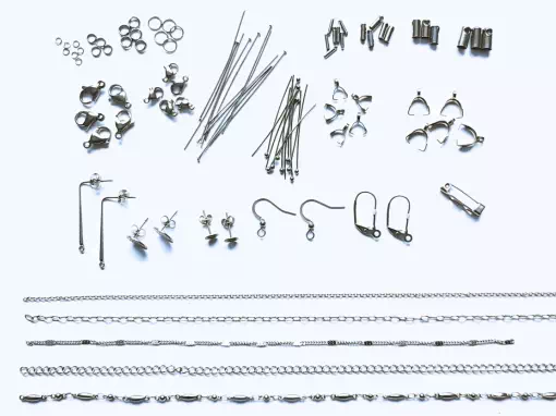 Apprêts et composants pour bijoux en pâte polymère